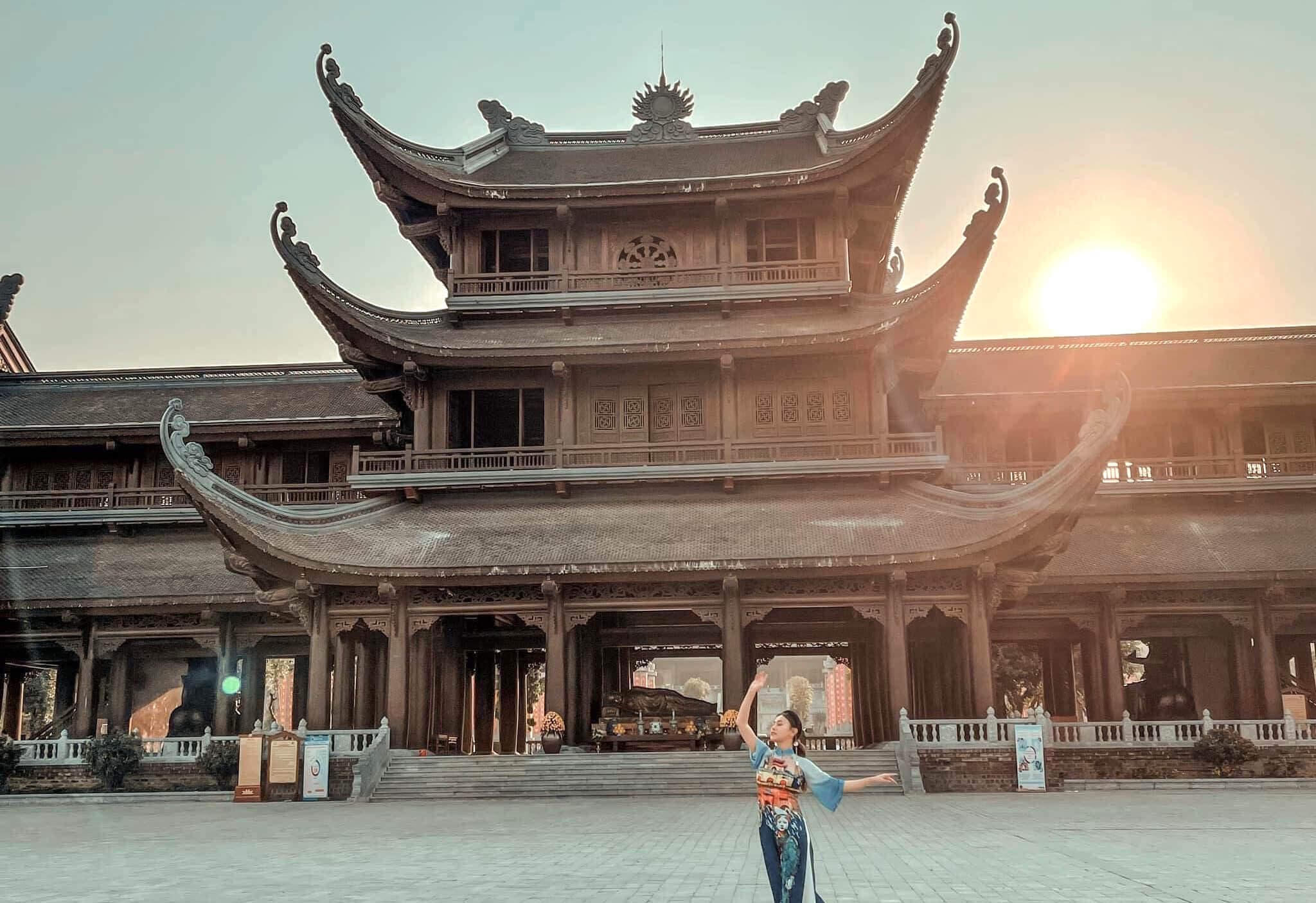 Tour Chùa Tam Chúc – Địa Tạng Phi Lai 1 Ngày 1