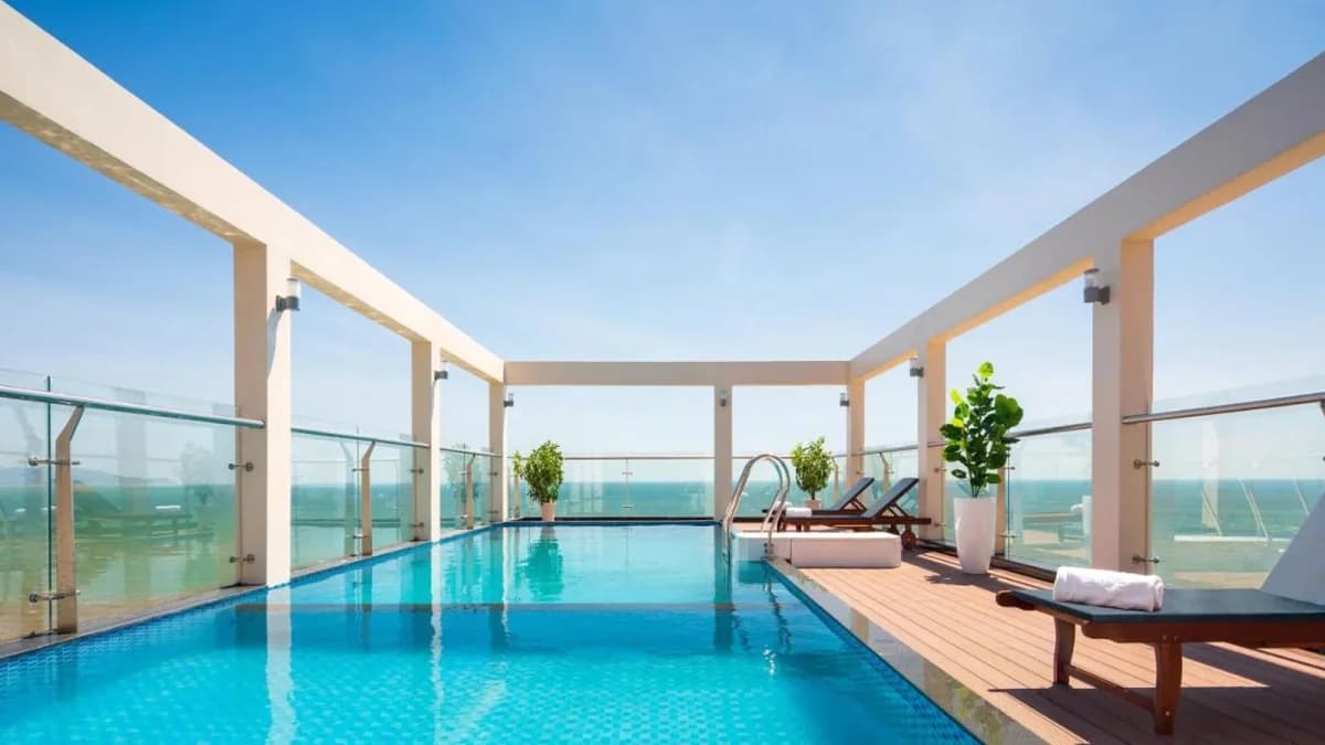 Top 5 khách sạn gần bãi sau Vũng Tàu giá tốt nên ở