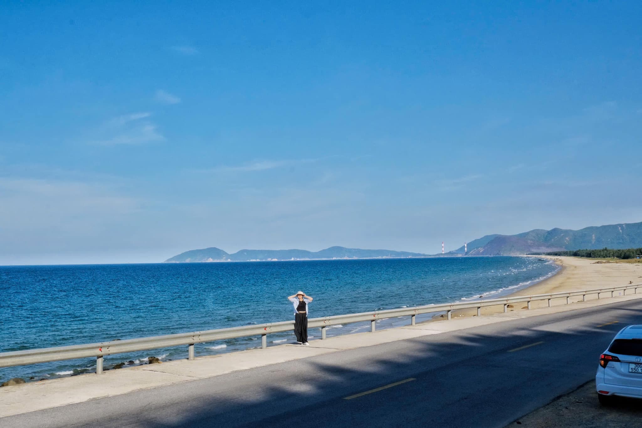 Kinh nghiệm du lịch Hà Nội – Đà Nẵng bằng ô tô tự lái: Lịch trình 8 ngày nhẹ nhàng