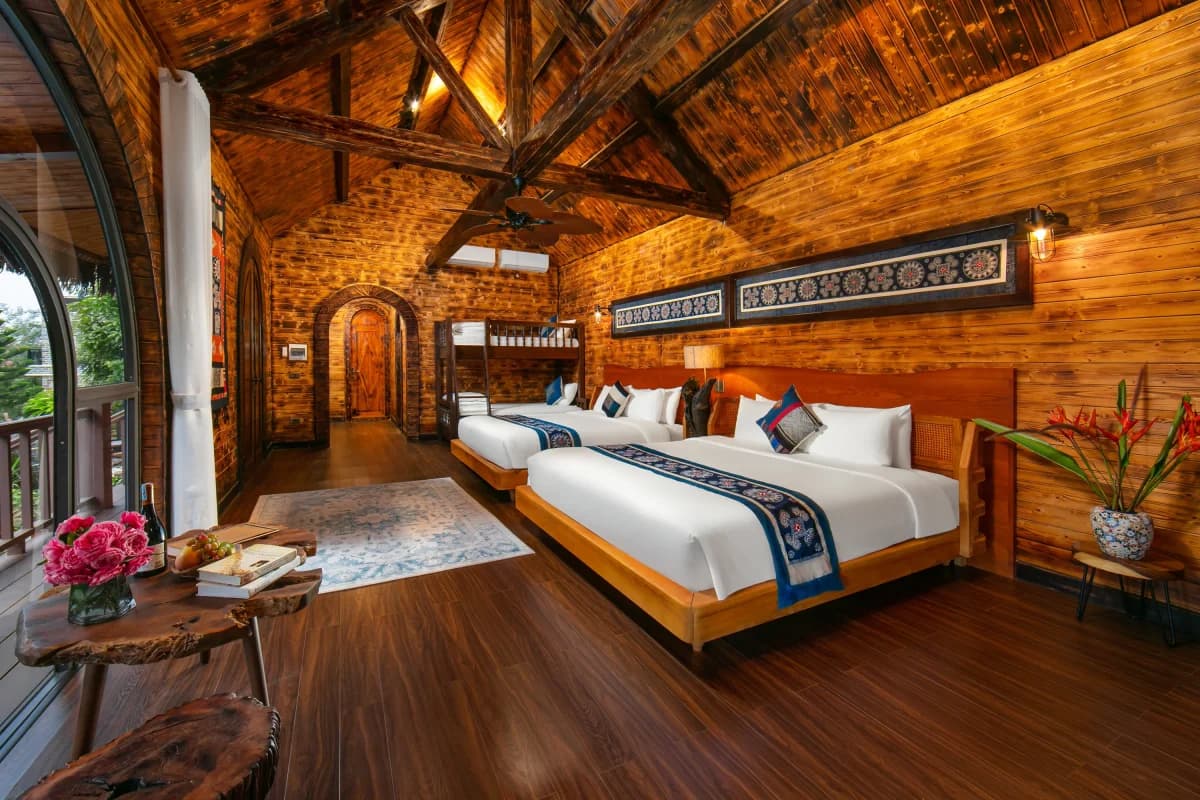 Nhà bên Suối (Nhà của Ngoại)