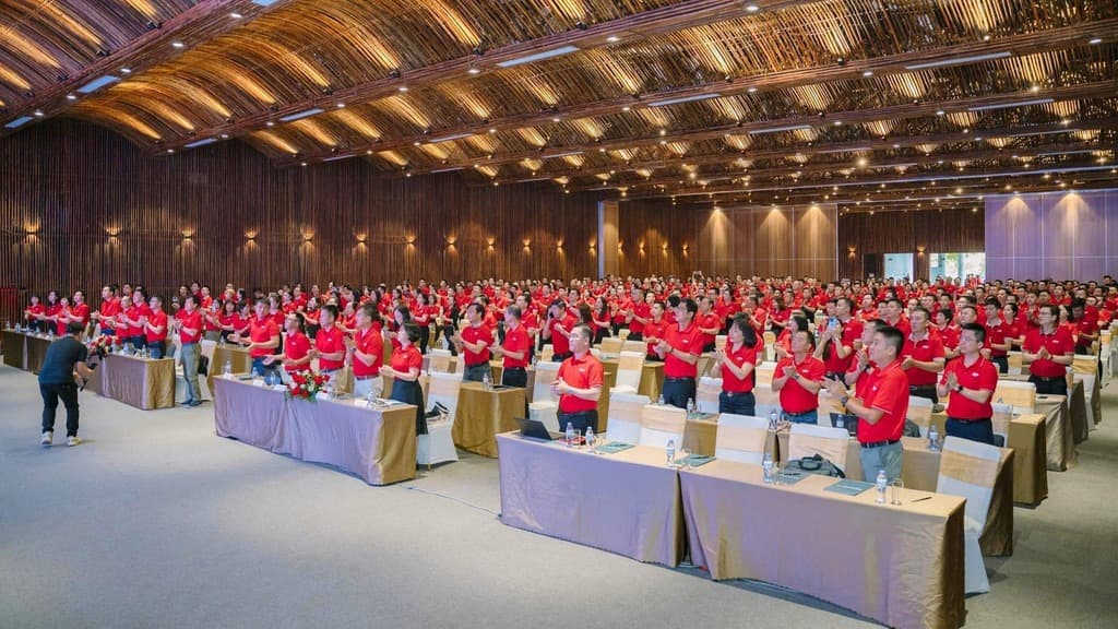 Địa điểm tổ chức sự kiện Year-End Party cuối năm cho 1000 khách tại resort Ninh Bình