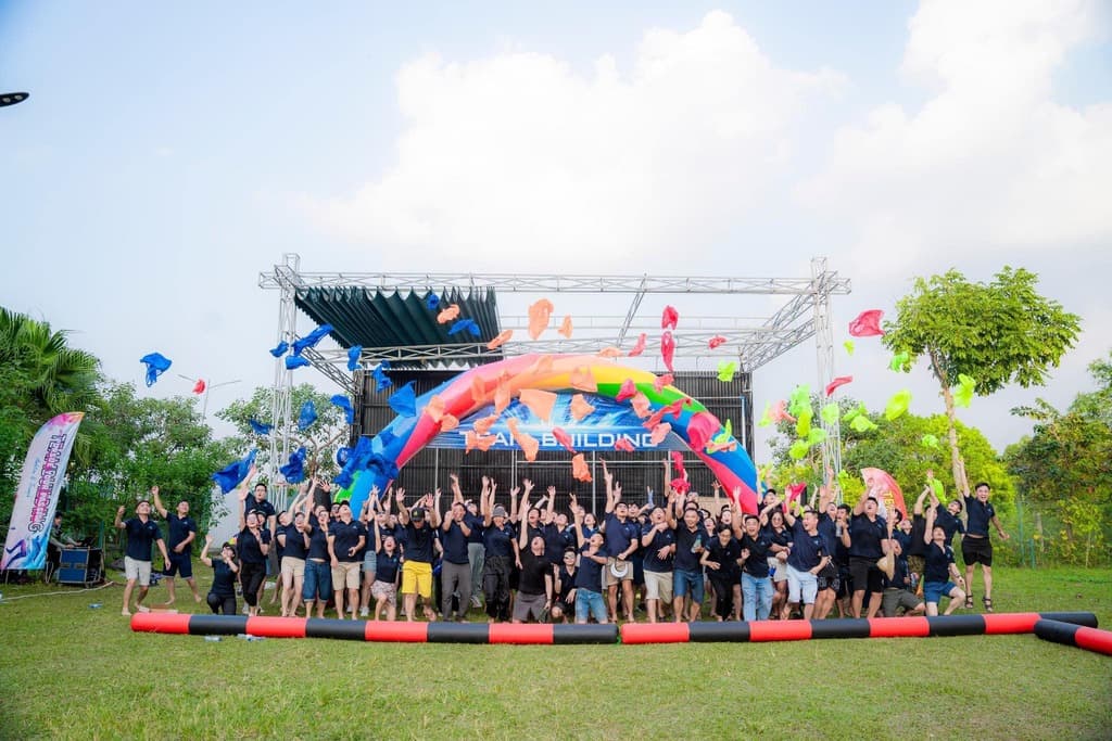 Tổ chức Team Building kết hợp nghỉ dưỡng cho công ty gần Hà Nội