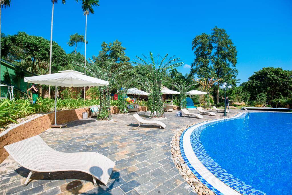 bể bơi may tropical villa