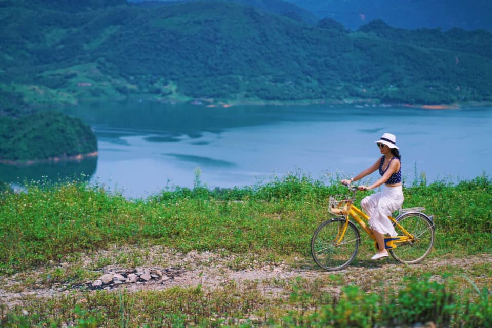 đạp xe tại bakhan village resort
