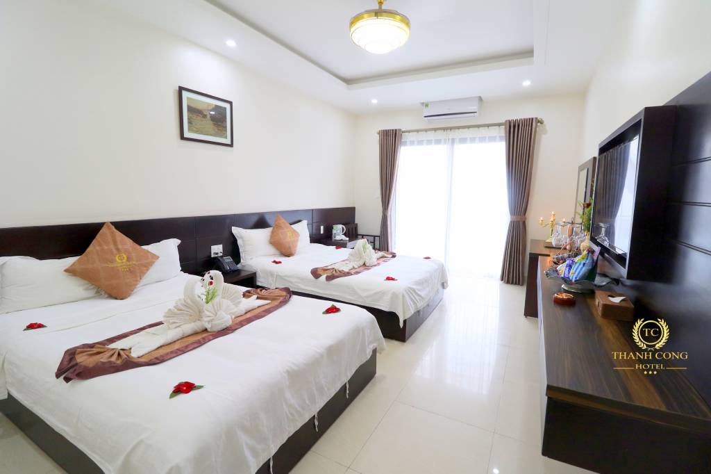 Thanh cong hotel cat ba