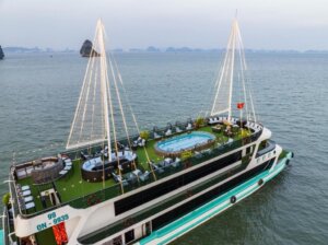 Du thuyen Maia Cruise Ha Long 1