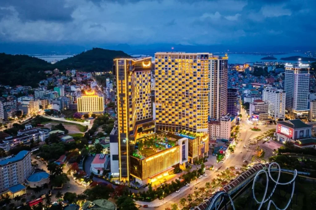 12 khách sạn Hạ Long đáng ở nhất cho chuyến công tác 2025 8 khach san muong thanh luxury ha long centre ii hotel 106 1