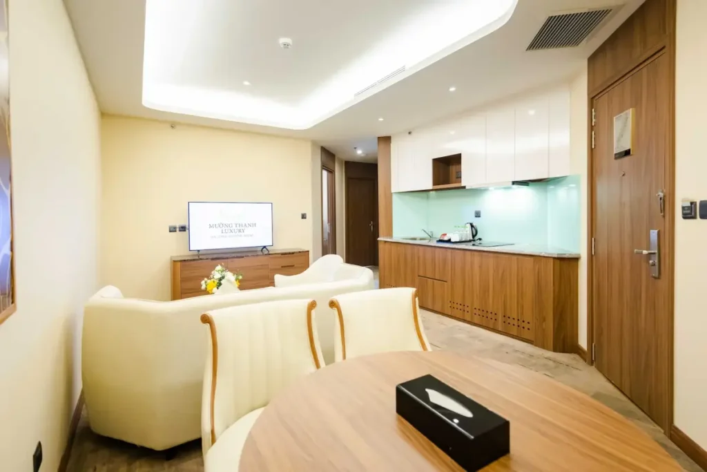 12 khách sạn Hạ Long đáng ở nhất cho chuyến công tác 2025 6 khach san muong thanh luxury ha long centre ii hotel 166