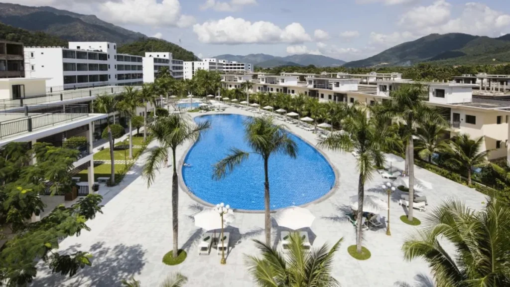 resort diamond bay condotel nha trang 100