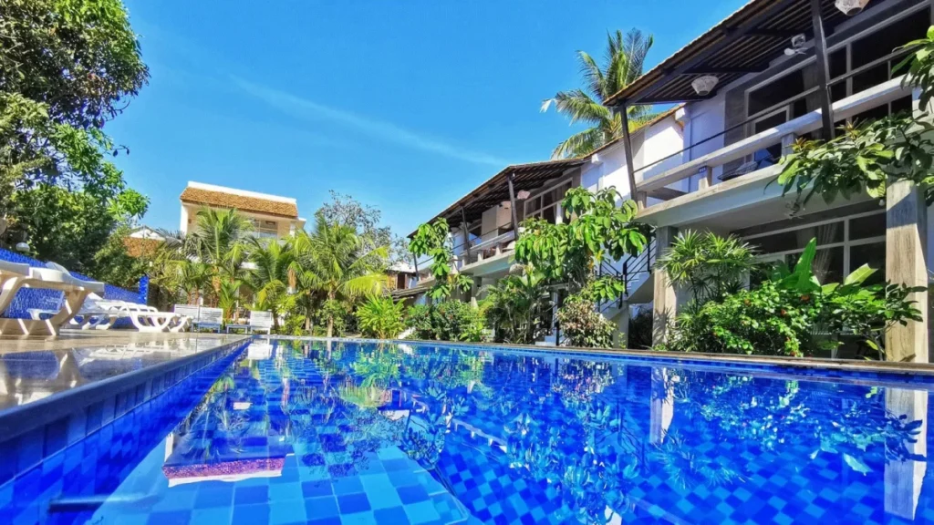 waves resort phu quoc 100