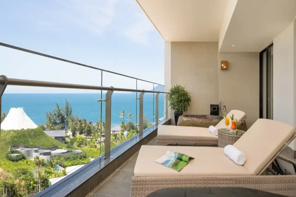 Top 12 Khách Sạn & Resort 5 Sao Tốt Nhất Tại Đà Nẵng 1 da nang mikazuki japanese resorts spa 490