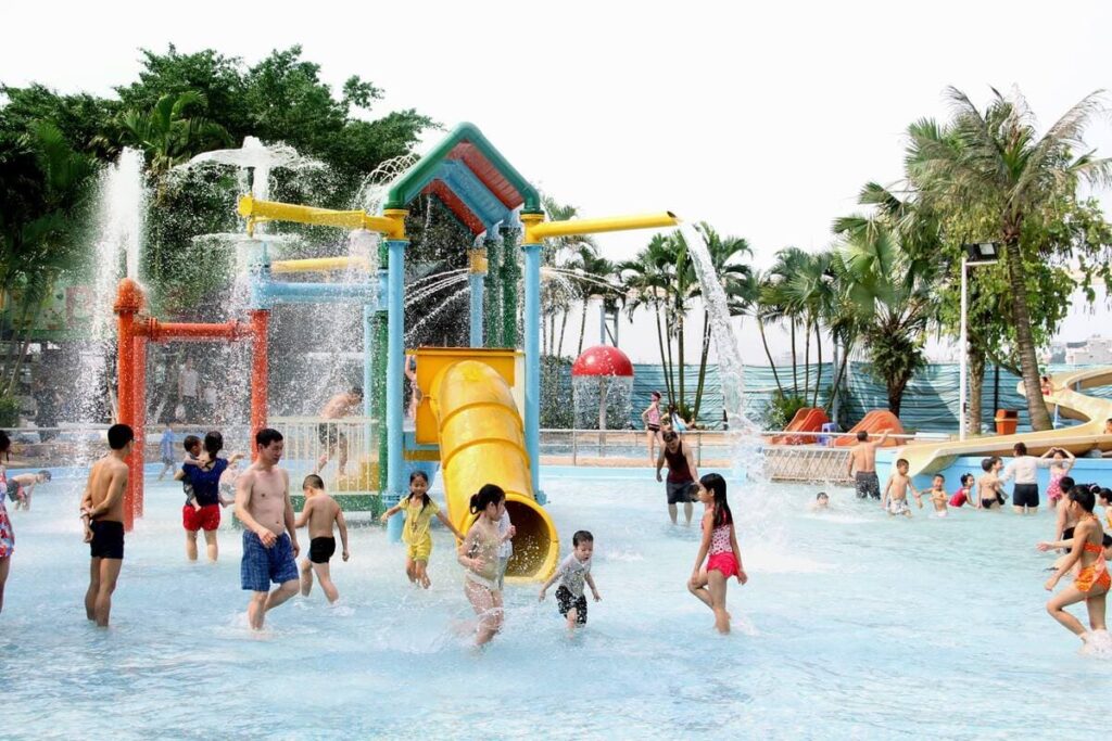 Vé công viên Nước Hồ Tây 1 cong vien nuoc ho tay 3