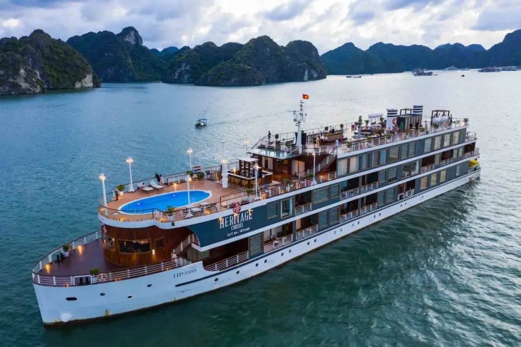 Du thuyền Heritage Bình Chuẩn Cát Bà - Hạ Long 1 du thuyen heritage binh chuan cat ba ha long 100