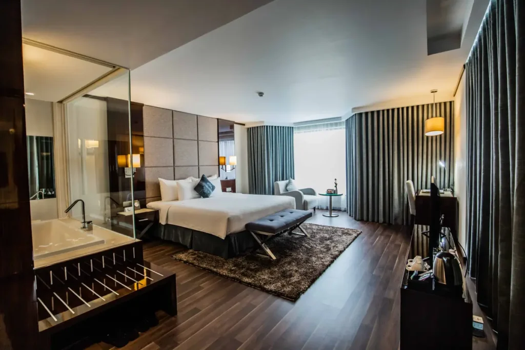 12 khách sạn Hạ Long đáng ở nhất cho chuyến công tác 2025 16 khach san central luxury ha long 326