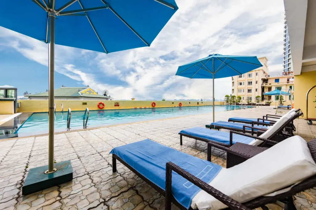 12 khách sạn Hạ Long đáng ở nhất cho chuyến công tác 2025 4 khach san muong thanh luxury quang ninh 108
